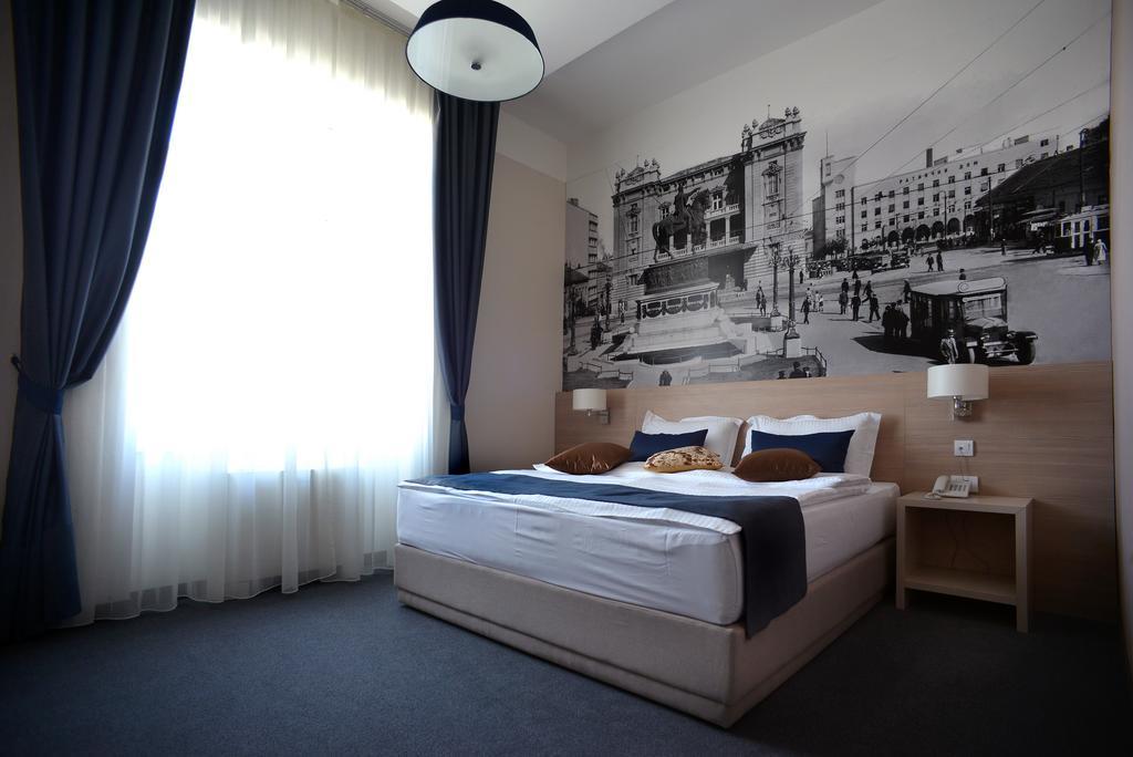 Five Points Square - City Center Belgrade Room photo